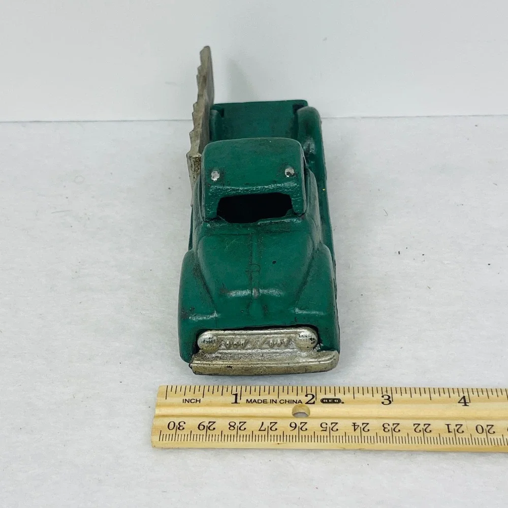 Vintage Green Cast Iron Pickup Truck Toy Stake Side Bed Collectible 6 Inch